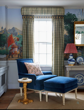 Load image into Gallery viewer, Albero Drinks Table