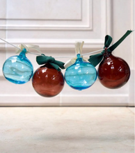 Load image into Gallery viewer, Boule Petite, Raspberry