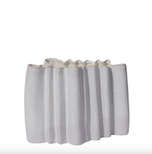 Load image into Gallery viewer, Ceramic vase, white small
